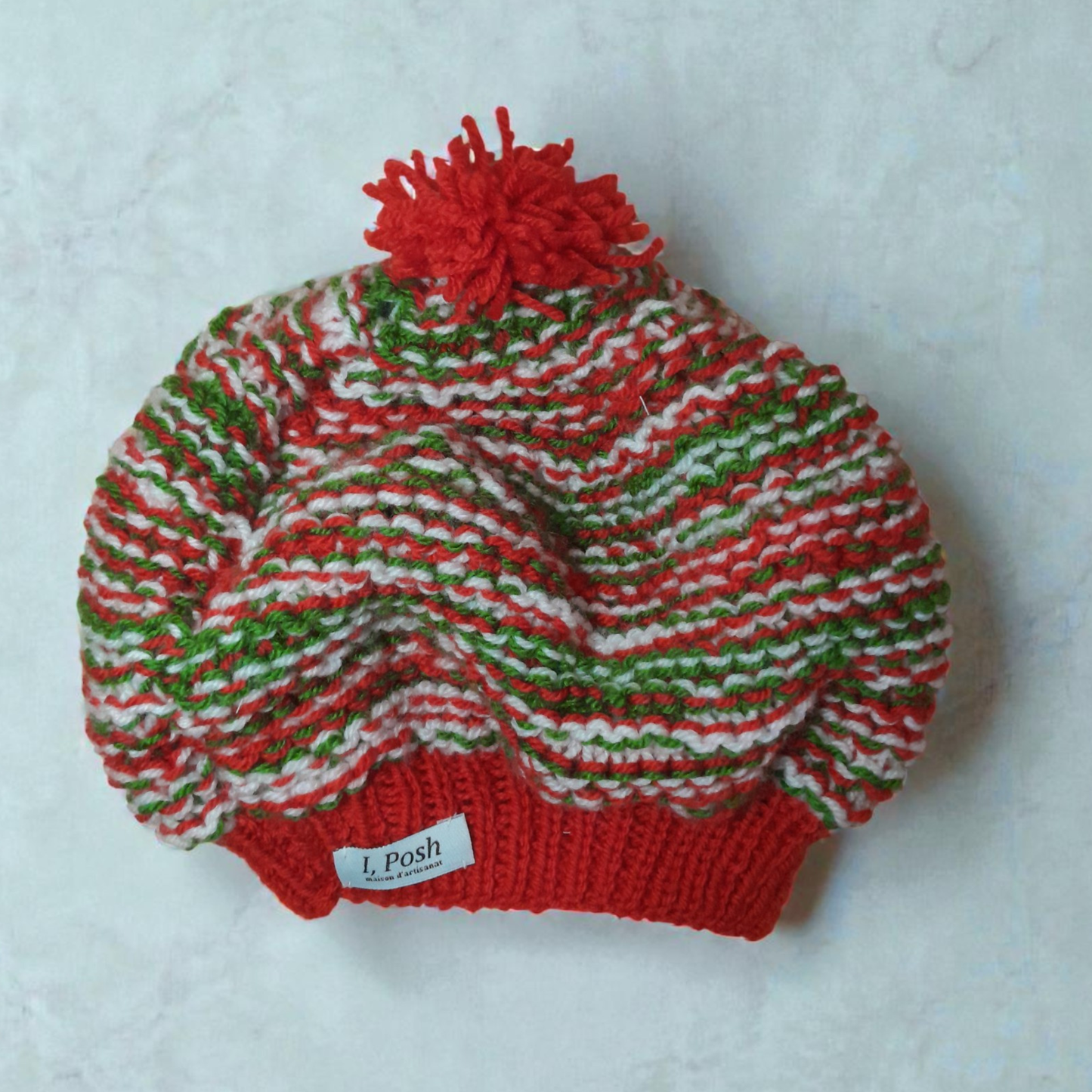 Festive and Stylish Girls’ Christmas Beret – Handmade in Christmas Red, Green & White