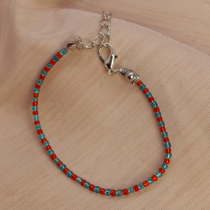 Handmade Seed Bead Bracelet for Ladies – Minimalist Two-Tone Beaded Jewelry