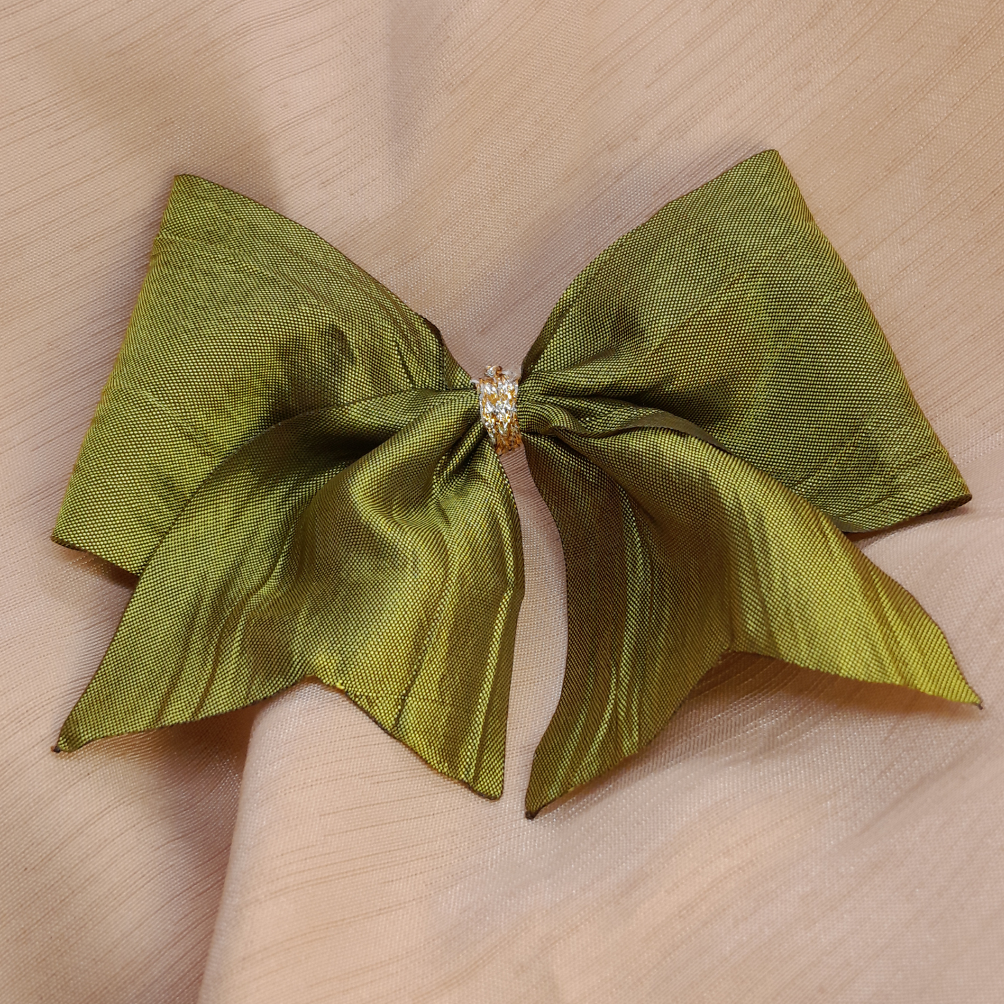 Chic Pearlescent Silk Hair Pin for Ladies – Olive Green Crinkle Ribbon